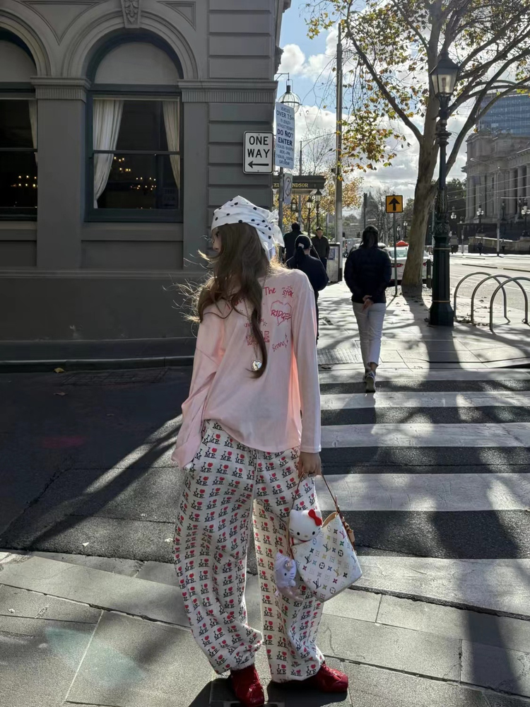 London Gen Z Girl Subculture Y - Street Fashion In London review and price